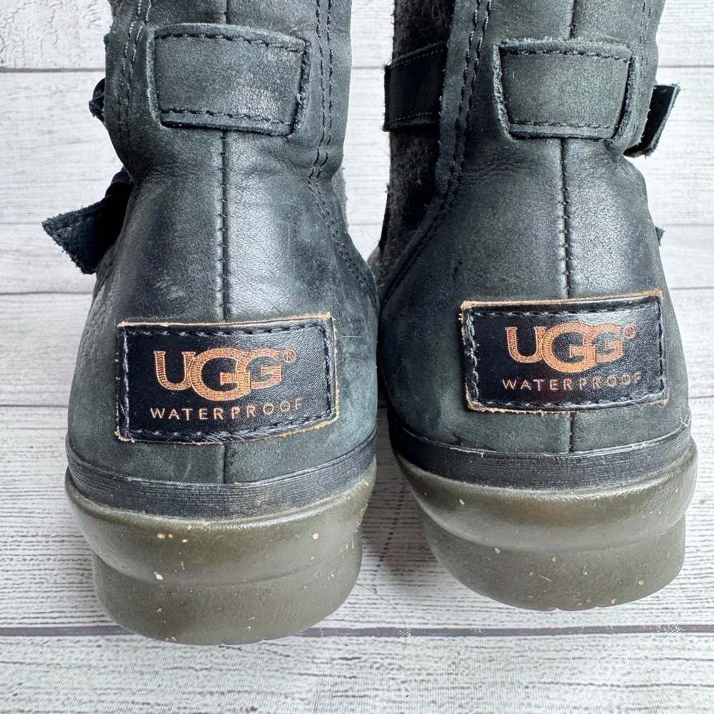 UGG Simmens Waterproof Boots Black Leather Wool Mixed Media Womens 8.5 1005269